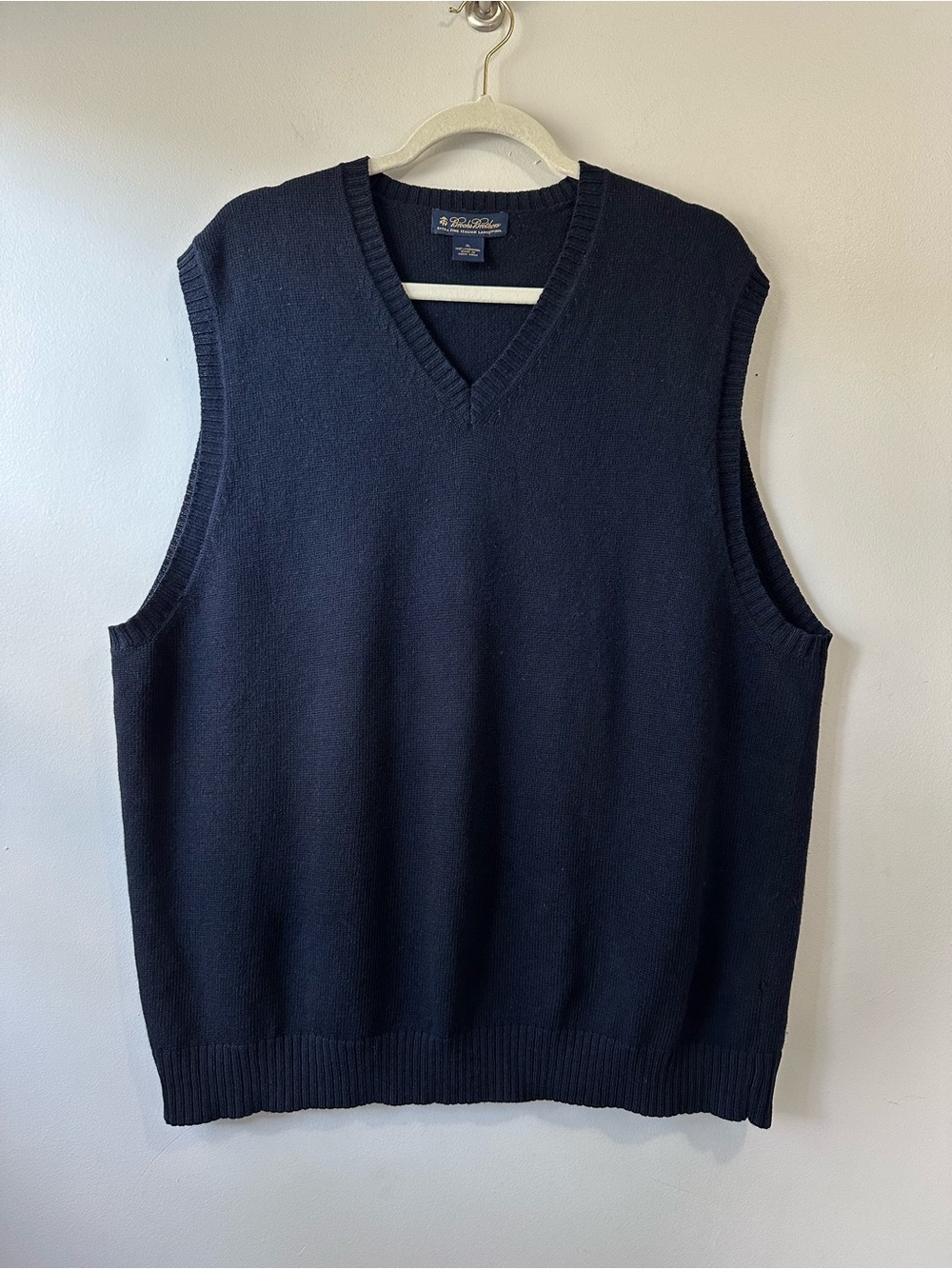 Brooks Brothers Fine Italian Wool Men’s Navy V-Neck Sweater Vest Size XL Preppy